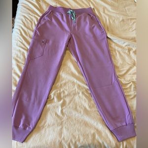 NET figs scrub joggers